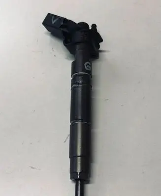 Mercedes-Benz ML W164 Fuel injector A6420701987 0445115076
