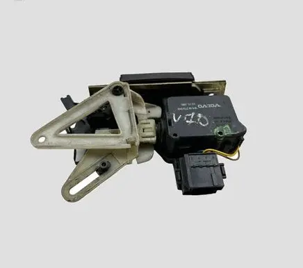 Volvo V70 Tailgate/trunk/boot lock/catch/latch 9187990