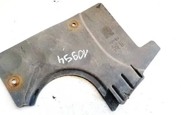 Volkswagen Jetta V Engine splash shield/under tray 1K0825271A