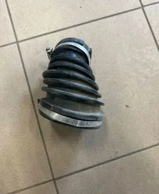 Porsche Macan (95B) Air intake duct part 95B129532C