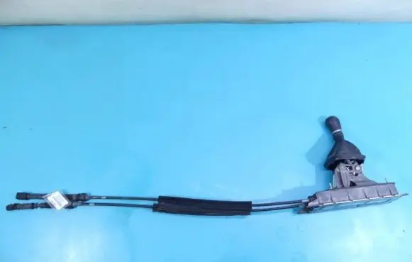 Gear shift cable linkage