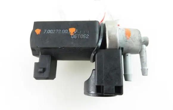 Hyundai Santa Fe Valve vacuum 70027200