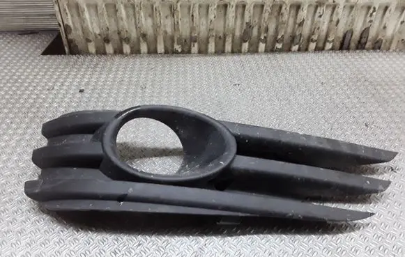 Front bumper lower grill