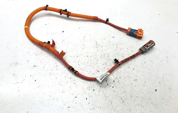 Volvo XC40 Positive wiring loom 32340729