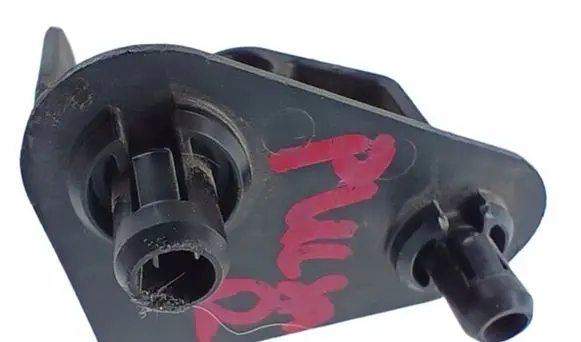 Nissan Pulsar ABS pump bracket 77457899678