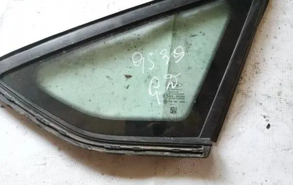 Ford Focus Rear side window as2