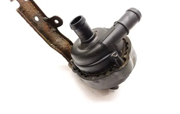 Jaguar I-Pace Electric auxiliary coolant/water pump J9D3-18D473-AA