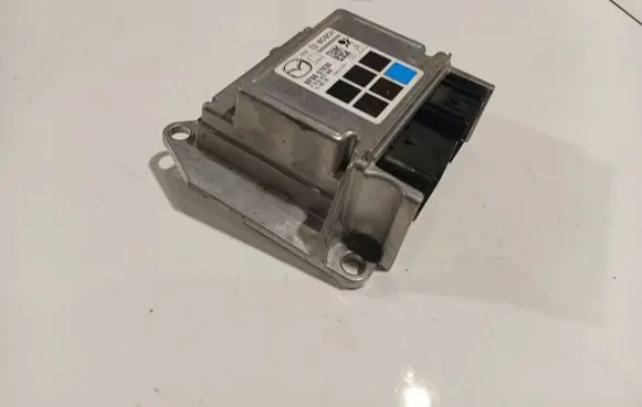 Mazda 3 II Airbag control unit/module BFB657K30
