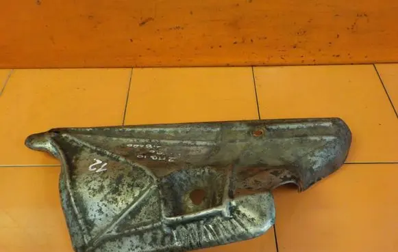 Dodge Nitro Heat shield in engine bay 53013913AA