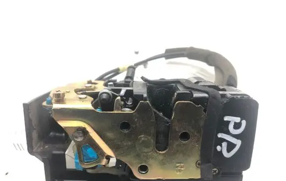 Chevrolet Epica Front door lock