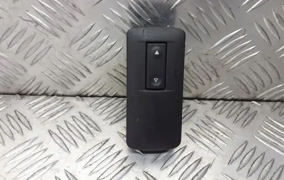 Opel Vectra C Quarter vent window switch 13203022