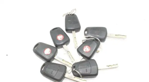Opel Corsa D Ignition key/card 13188281 433MHZ