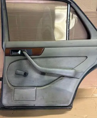 Mercedes-Benz S W126 Rear door card panel trim