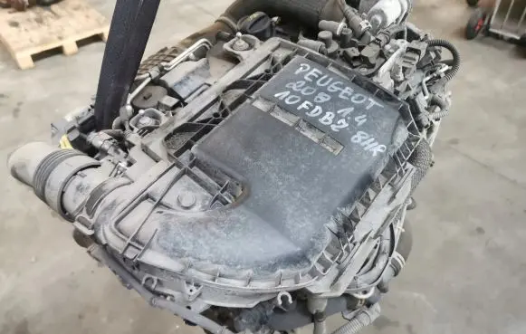 Peugeot 208 Engine 10FDBZ8HR