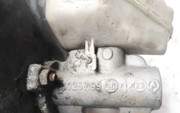 Ford Mondeo MK II Master brake cylinder 21026799 97BB2B195FA