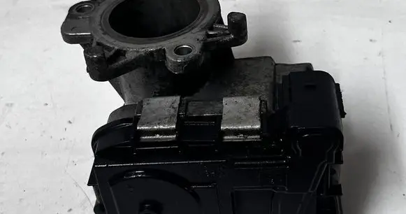 Opel Combo D Throttle valve 55255919