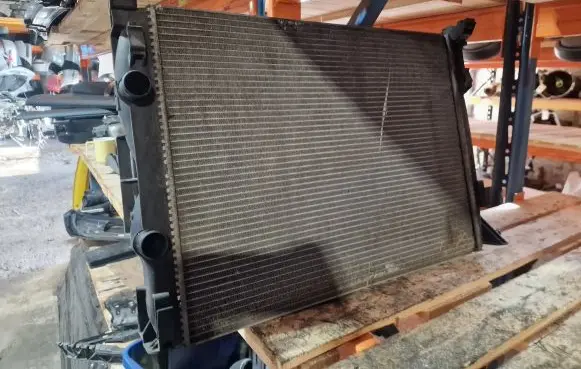 Renault Megane II Coolant radiator