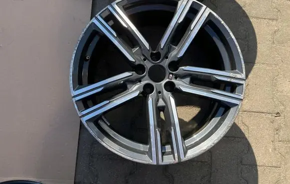 BMW 8 G15 R19 alloy rim 