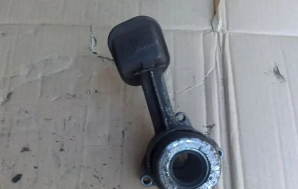 Ford Transit Clutch slave cylinder 