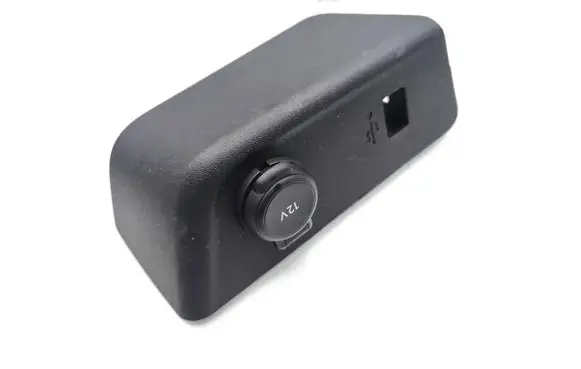 Opel Mokka B 12 V Socket (front) 9830788680 39181572