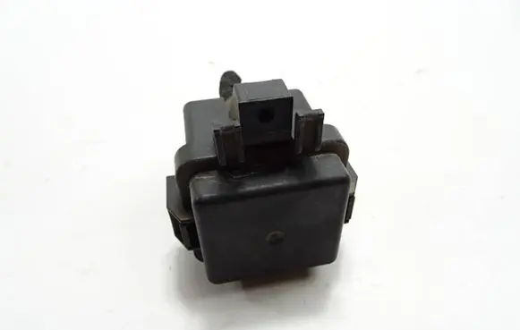 Audi A1 Relay mounting block 