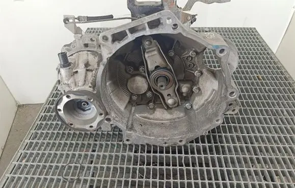 Volkswagen Polo IV 9N3 Manual 5 speed gearbox JDA