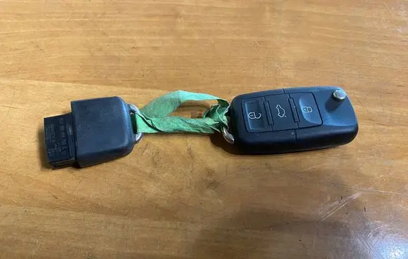 Seat Leon (1P) Ignition key/card 1K0959753G DA103238