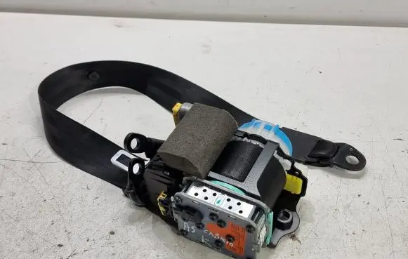 Audi A5 8T 8F Front seatbelt 8F1857705 8F0857731