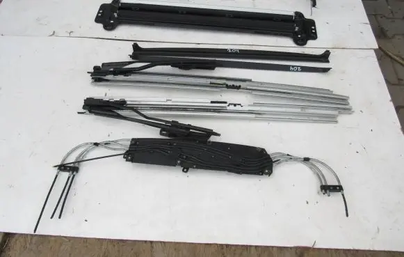 Mercedes-Benz C W204 Rain gutter W204XXXXXXX