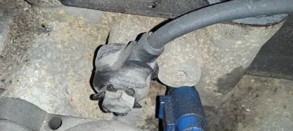 Audi A4 S4 B6 8E 8H Detonation knock sensor