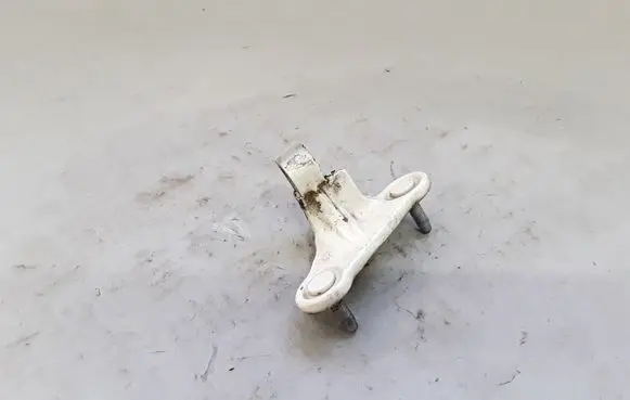 Mercedes-Benz C W204 Front door upper hinge 0804