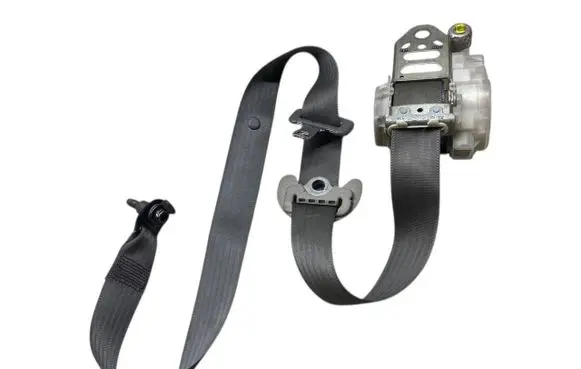 Toyota Sienna XL30 III Front seatbelt J082531