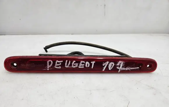 Peugeot 107 Third/center stoplight S30204017