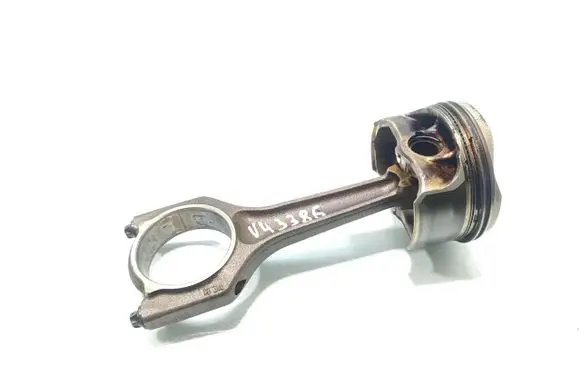 BMW 3 E92 E93 Piston with connecting rod