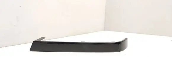 BMW 3 E46 Rear/tail light trim molding 7020080