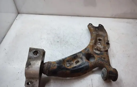 Volkswagen PASSAT CC Front control arm 5N0407151