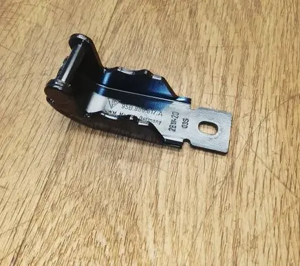 Porsche Macan (95B) Seat back rest lock catch 95B886617A