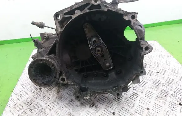 Volkswagen Polo Manual 5 speed gearbox FVU
