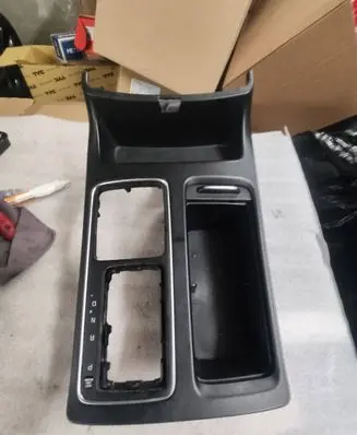 KIA Sorento Glove box central console DH59P1