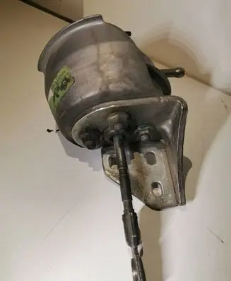 Skoda Octavia Mk2 (1Z) Turbine electric control actuator 1317 79408101
