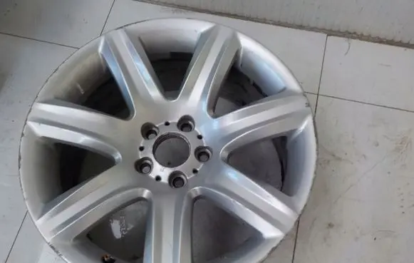 R19 alloy rim