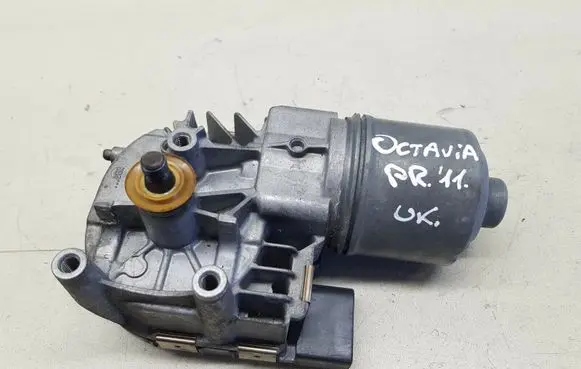 Skoda Octavia Mk2 (1Z) Wiper motor 1397220653 nr6477