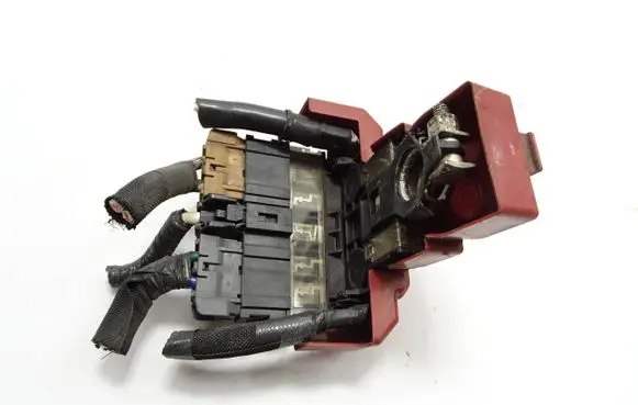 Nissan Qashqai Positive cable (battery)
