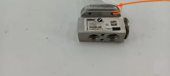 BMW 4 F32 F33 Air conditioning (A/C) expansion valve T89256A