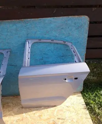 Rear door