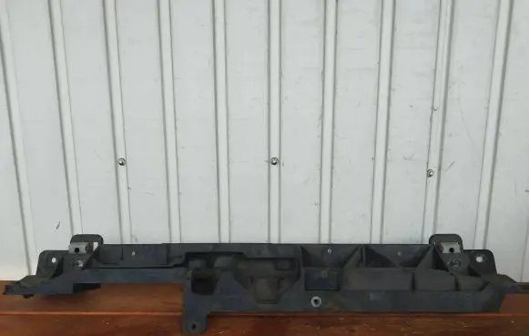 Opel Grandland X Top upper radiator support slam panel 9824055880