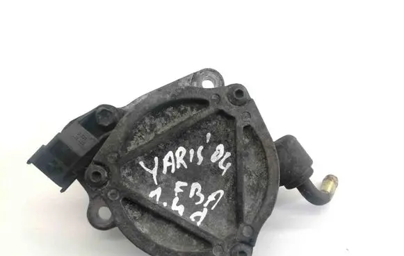 Toyota Yaris Vacuum pump