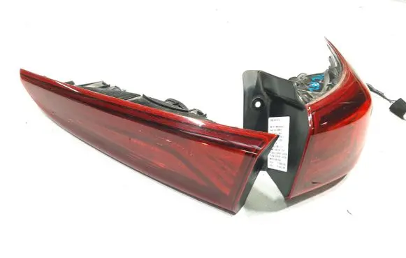 Hyundai Kona I Tailgate rear/tail lights 92404J9000