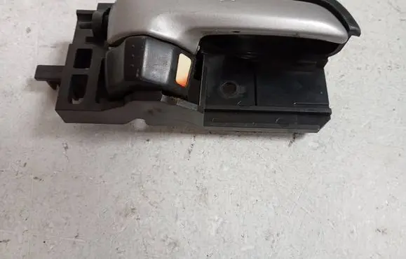Opel Agila B Front door interior handle 123332