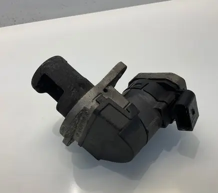 Mercedes-Benz E W211 EGR valve A6461400860 6461400860